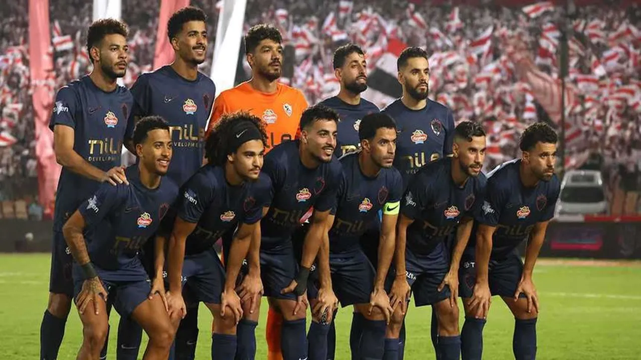 موعد مفاجئ.. تقديم مباراة الزمالك وسموحة في الدوري 24 ساعة